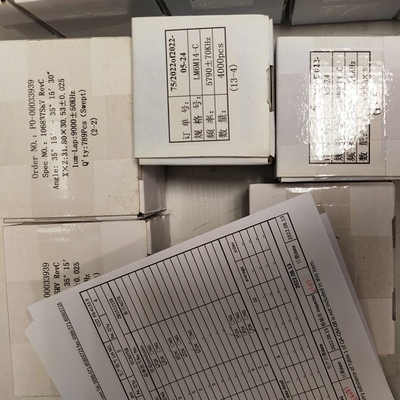 AT Cut Piezoelectric Wafer Quartz Blanks Untuk Microbalances Oscillators