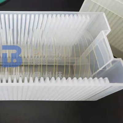 Ra Roughness 1nm Lithium Niobate Wafer di 4'' 6'' 8'' Optical grade atau SAW grade