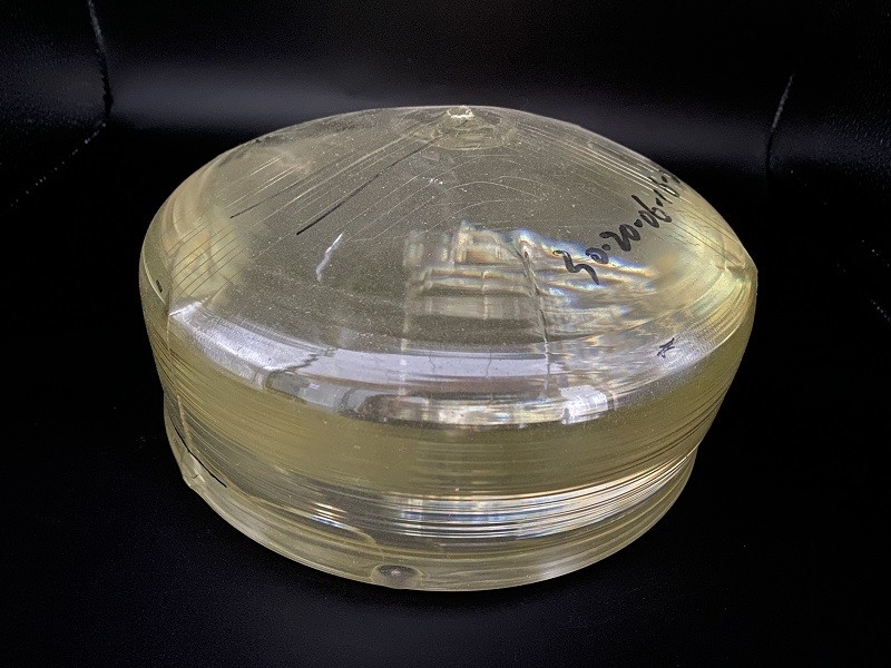 4 Inch LiNbO3 Wafer Polished 5mol% MgO Dope Untuk Aplikasi Magnetik dan Optik