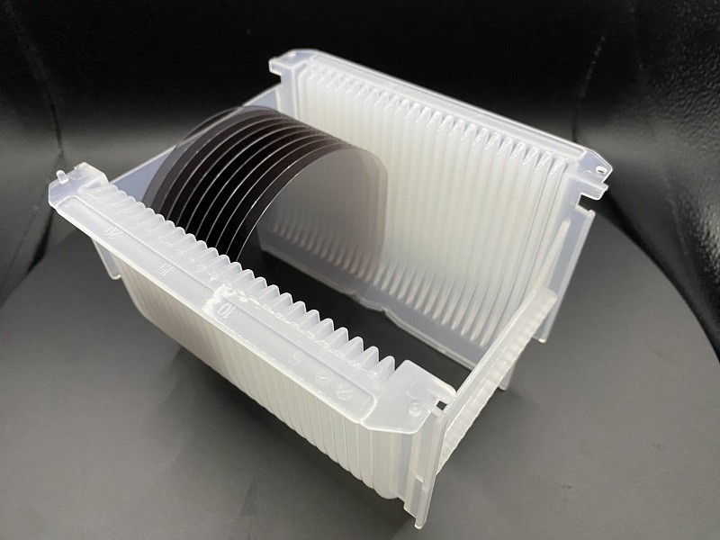 Wafer Lithium Niobate 4 inci dengan pemotongan orientasi yang disesuaikan untuk berbagai desain