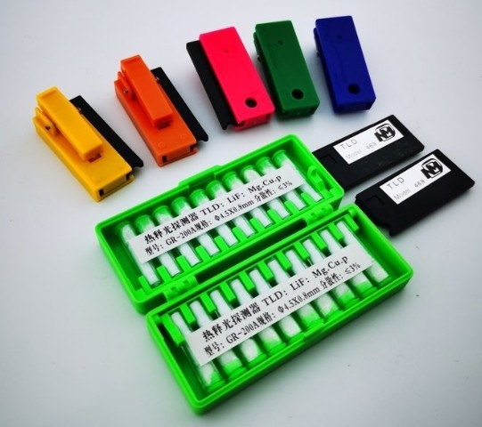 Dosimeter Thermoluminescent ringan dan tahan lama TLD dengan Wafer Piezoelektrik untuk Pemantauan Radiasi