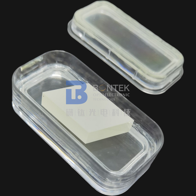 Kekasaran Ra 1nm LiNbO3 Wafer di 4'' 6'' 8'' doped Optical grade atau SAW grade