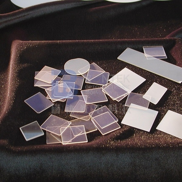 IR Grade Fused Silica Wafer JGS3 C7979 Dan SK1310 Dengan Kandungan OH Sangat Rendah