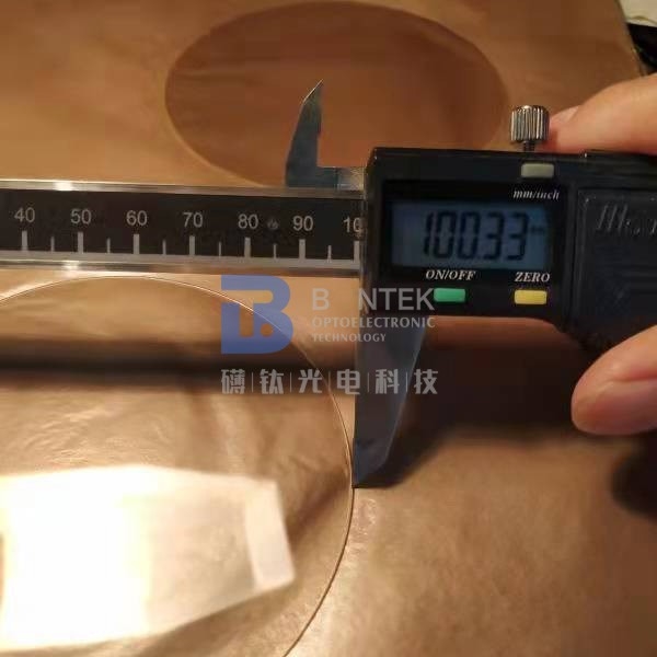 4 '' 6 '' LiNbO3 LiTaO3 Quartz Piezoelectric Wafer Surface Dipoles Untuk Penggunaan SAW Dan BAW